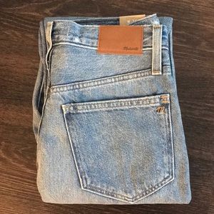 NEVER WORN Madewell “The Momjean” size 26